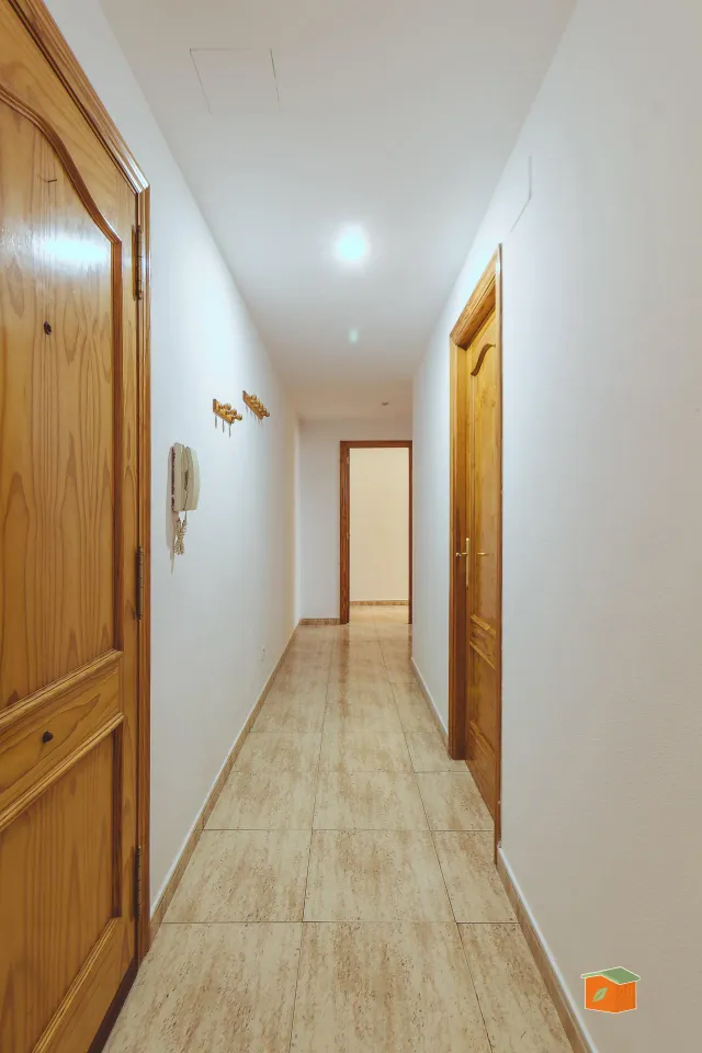 ACOGEDOR PISO EN VENTA EN LA SÉNIA (TARRAGONA) — 11