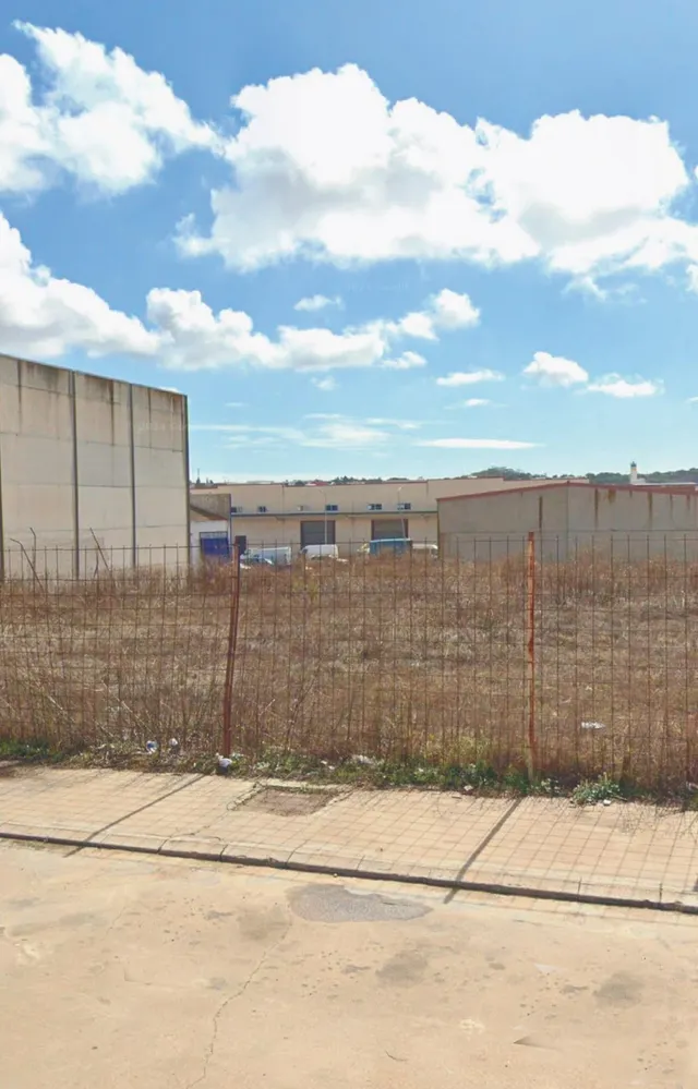 VENTA DE PARCELA DE 589 M2 EN MOGUER (HUELVA) — 2