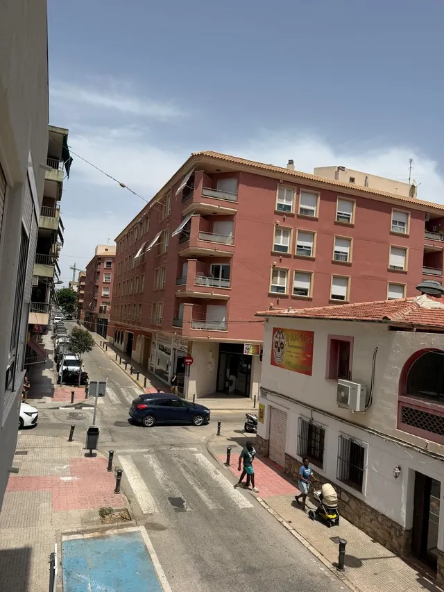 VENTA DE AMPLIA VIVIENDA PARA ENTRAR A VIVIR ZONA SAN JUAN PUEBLO — 33