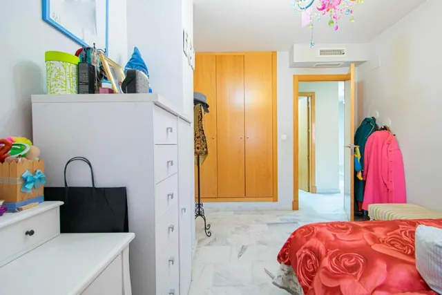 Gran casa adosada en Montequinto, con sótano, buhardilla y espectacular terraza!!! — 23