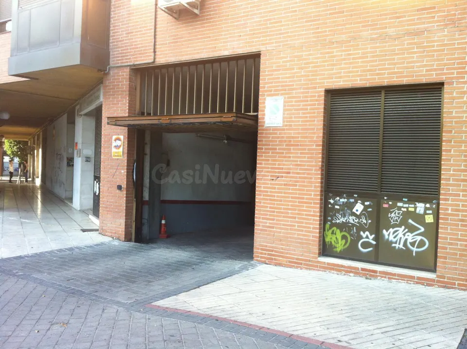 Garaje 16m² en alquiler - Acacias