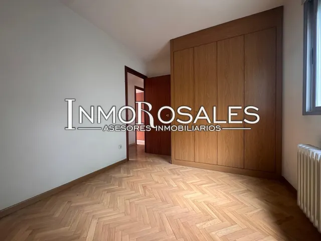 PISO 4 DORM COMUNIDAD CERRADA — 6