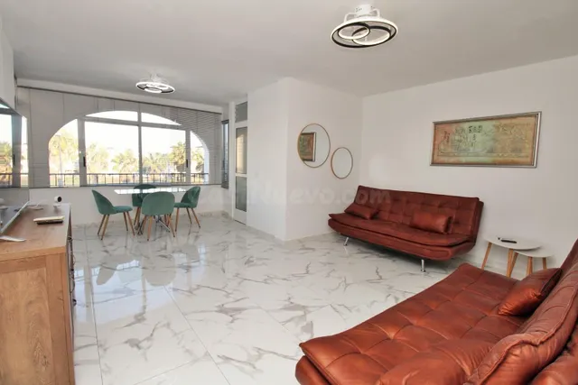 Apartamento de 1 dormitorio totalmente reformado y extra esp - foto 4
