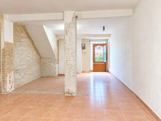 Venta exclusiva de planta baja en 1ª línea de la Playa de la - foto 5