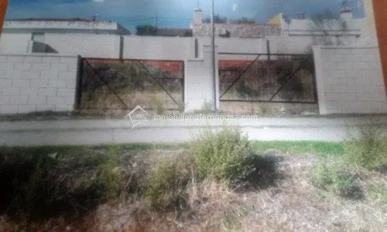 Terreno urbano en venta - Pueblo