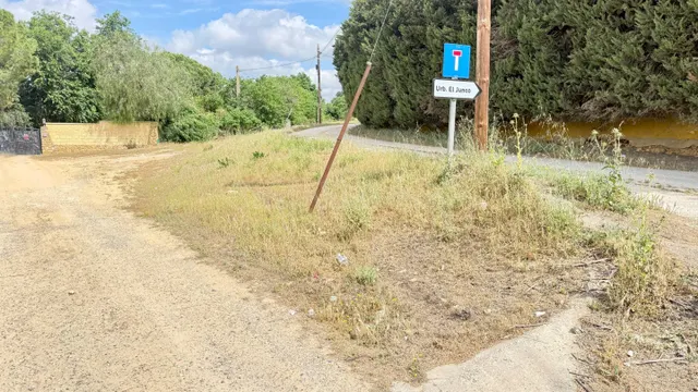 OPORTUNIDAD REAL – 2.000 m2 DE SUELO RÚSTICO CON FUTURO - foto 2
