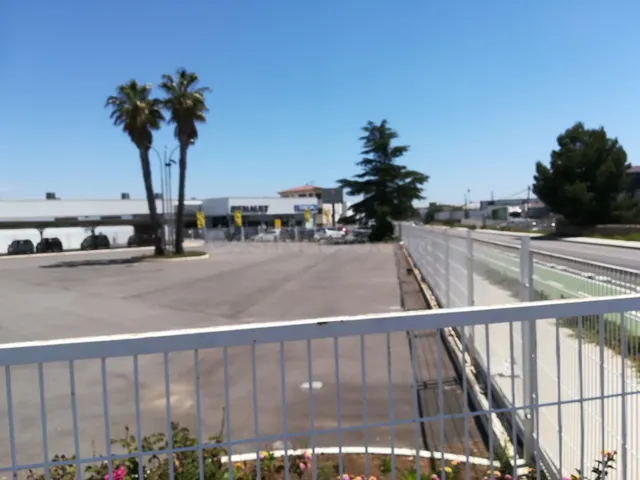 SUELO URBANO PARA USO INDUSTRIAL. SIN COMISIÓN DE AGENCIA - foto 2