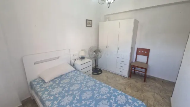 Amplio Piso en el Corazón de La Ràpita por solo €108,000 - foto 4