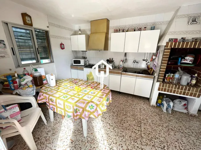 Casa adosada independiente en venta en el Rebolledo, elche. 3000m2 de parcela y 120 m2 de vivienda — 29