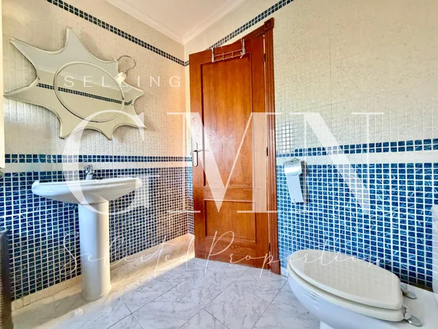 Villa mediterránea independiente con piscina y vistas al Peñón de Ifach | Montebello, La Nucía — 24