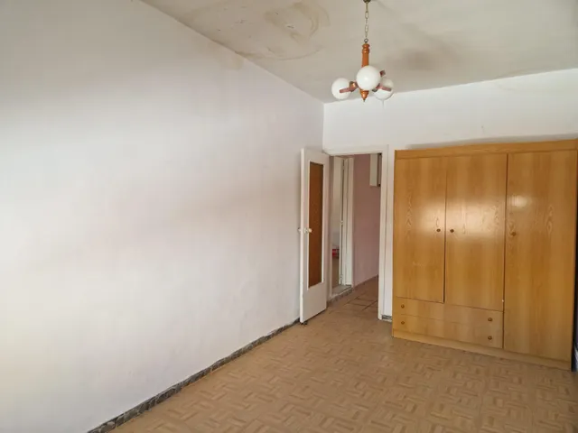 AOC VENDE EN EL CENTRO DE MOSTOLES, CASA EN PRIMERA PLANTA PARA REFORMAR CON GRAN POTENCIAL. — 19