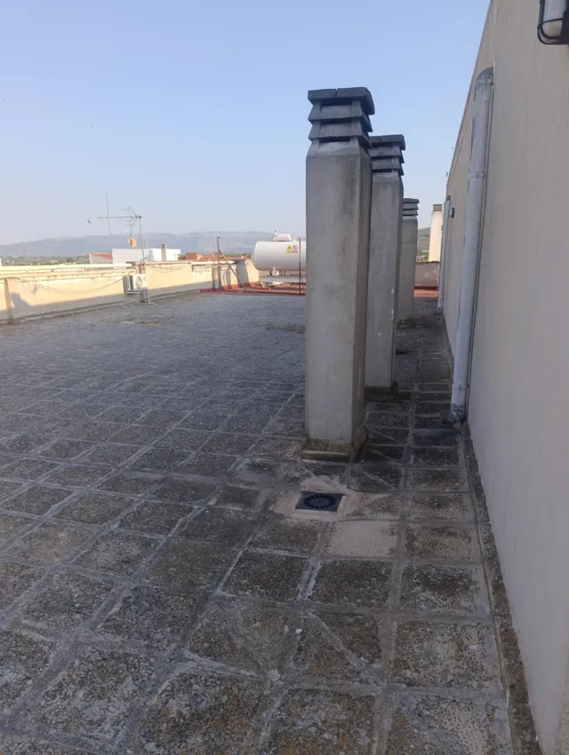 “Amplio piso con vistas despejadas en Gran Vía de Bullas” — 24