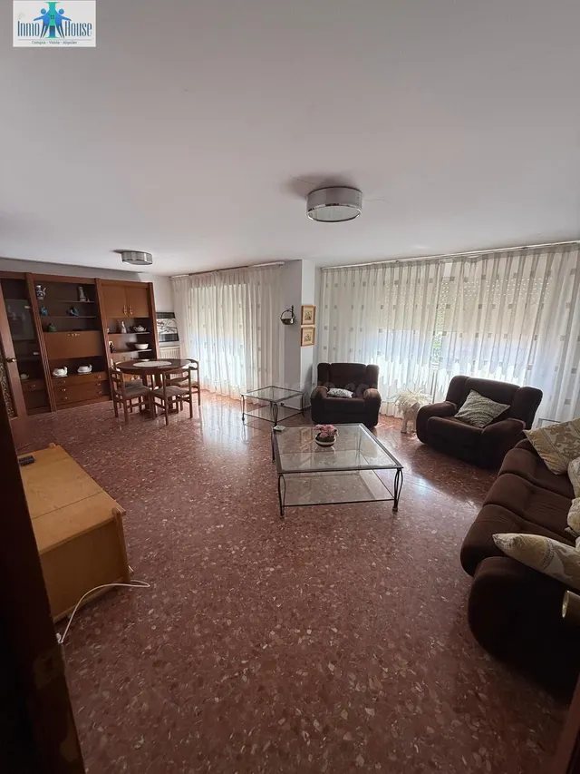 Inmohouse vende Amplia casa en Mahora con enormes posibilida - foto 3