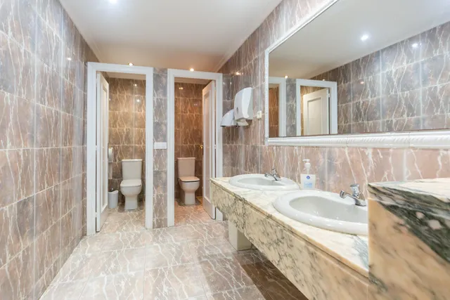 Restaurante con casa en preciosa ubicación de Cerdanyola — 22