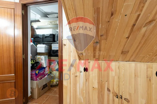 En venta Chalet adosado unifamiliar en Santovenia de Pisuerga — 5