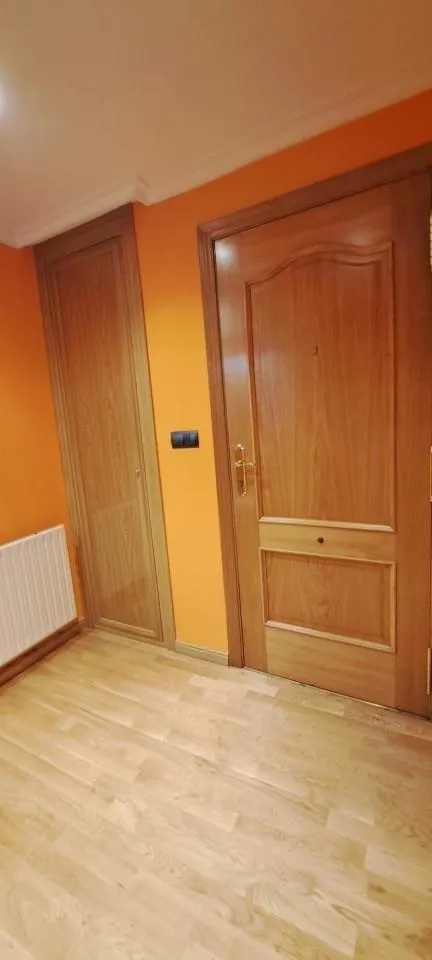 Amplio y Luminoso Piso en alquiler en Barrocanes, Ourense - Ideal para Familias — 10