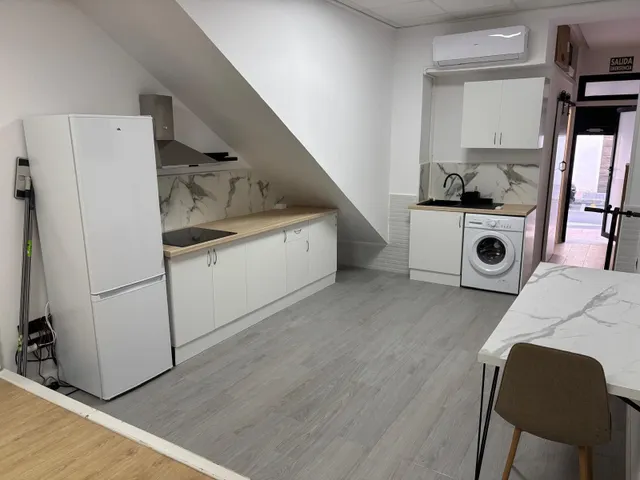 Piso 4 habitaciones 180m² en venta - torrevieja — 50
