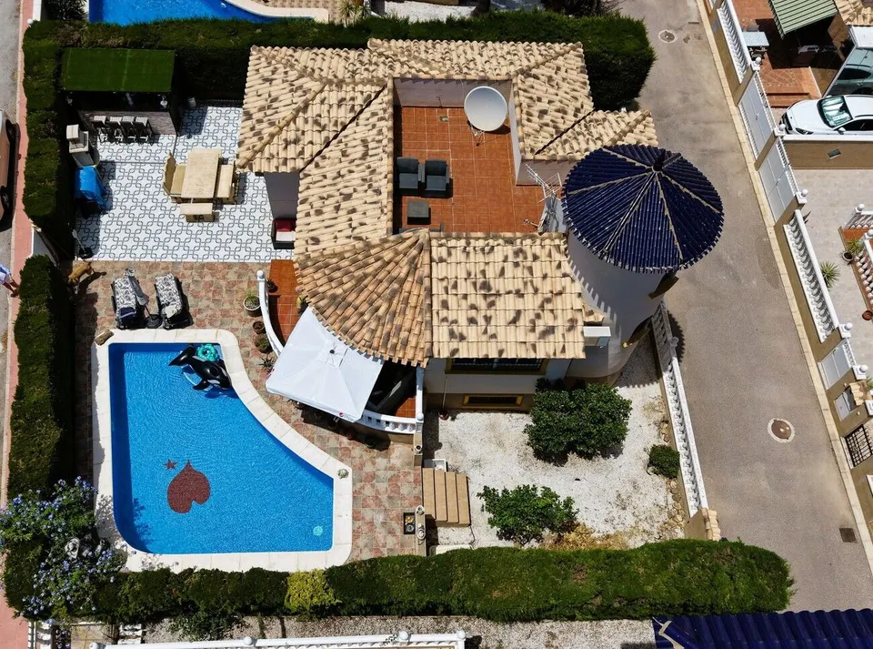 Villa indépendante 4 chambres avec piscine près de Villamartín