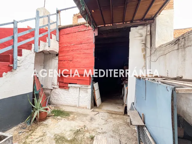 CASA DE DOS PLANTAS A LA VENTA EN ALCÀSSER — 15