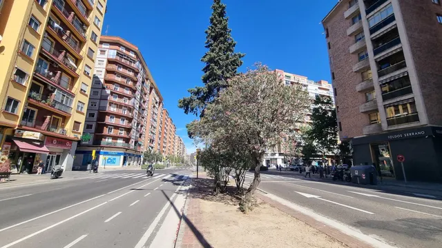 Garaje en venta en José Echegaray. Delicias — 15