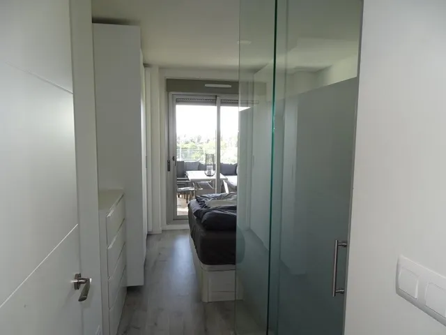 LUJOSO ÁTICO CON ESPECTACULAR TERRAZA Y SOLARIUM — 14