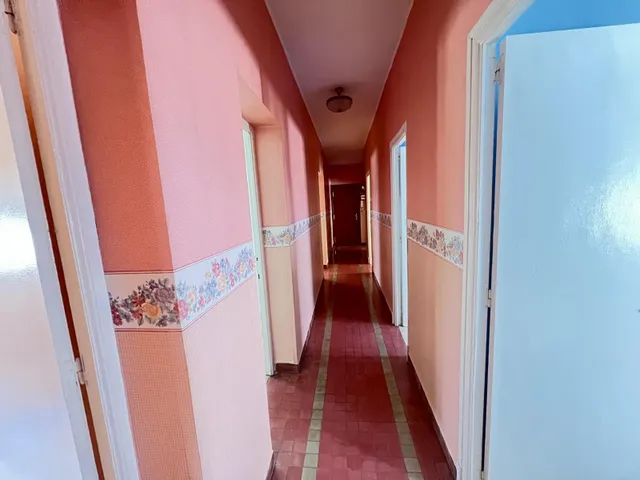 Estupendo piso de 4 habitaciones a reformar en el centro — 17