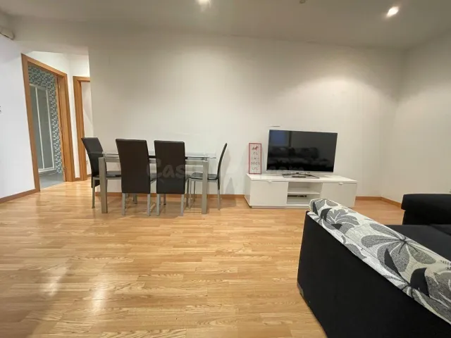 Piso Seminuevo en Veintiuno, Ourense - Oportunidad Única por - foto 2