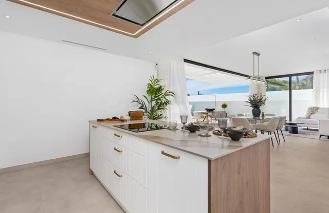 Villa 3 habitaciones 311m² en venta - Casco urbano — 11