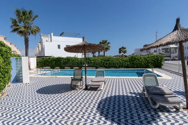 Adosado de 3 dormitorios 2 baños en Orihuela Costa ¡Tu hogar ideal en Las Chismosas! ✨ — 43