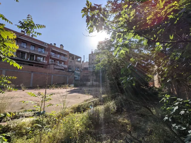 SOLAR EN VENDA AL CENTRE D'IGUALADA — 8
