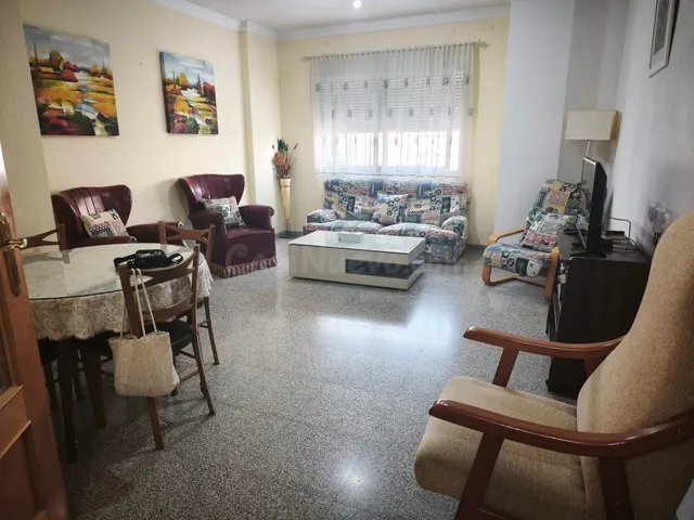 OPORTUNIDAD - VIVIENDA EN MUY BUEN ESTADO CON GARAJE, TRASTE - foto 2