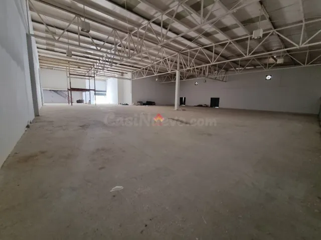 Local comercial 1400m² en alquiler - Ronda — 2