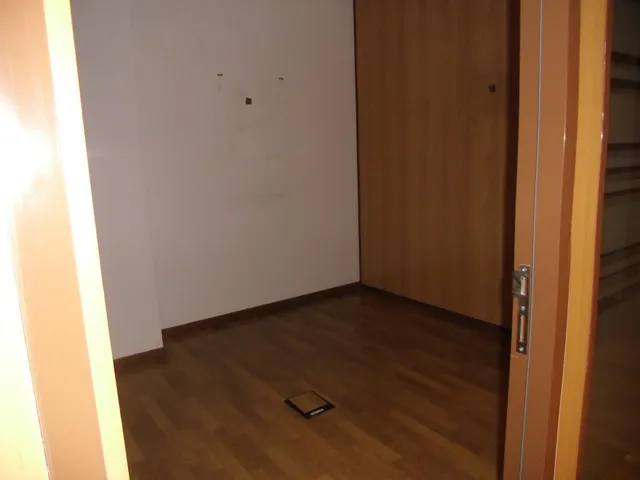 ESTUPENDO LOCAL COMERCIAL AL LADO DE LA GRAN VIA Y PASEO CANALEJAS — 10