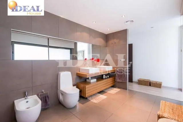 Ref.: A8488G7. Increible chalet de lujo y diseño, parcela 1500 m2,  piscina propia, pista de padel. — 30
