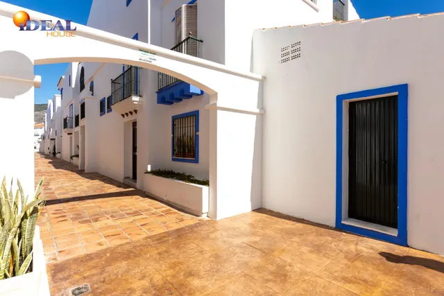 PRECIOSO ÁTICO-DÚPLEX EN PERLA DE ANDALUCÍA — 30