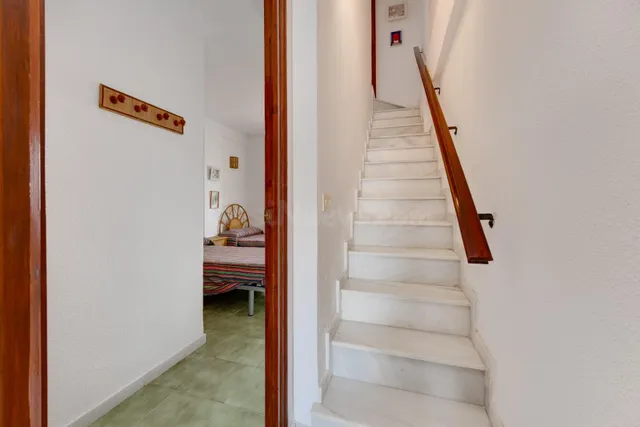 Ático dúplex de 2 dormitorios con gran solárium privado a 100 m de la playa de La Mata — 15