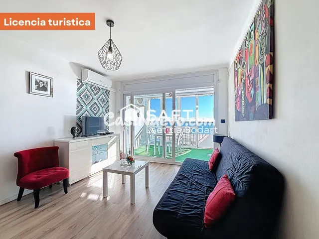 Apartamento reformado frente al mar con licencia turística – - foto 5