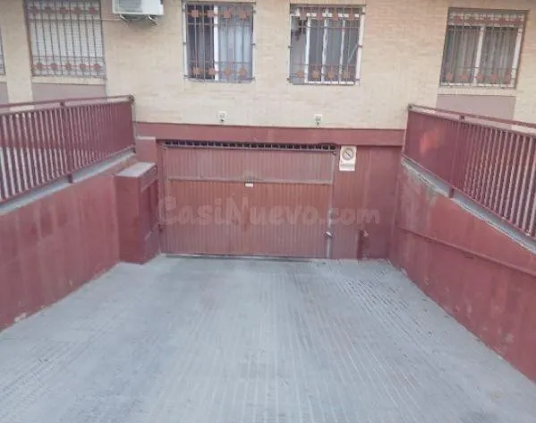 SE VENDE piso OKUPA en C Avenida Pintor Pedro Cano 1 de Murc - foto 3