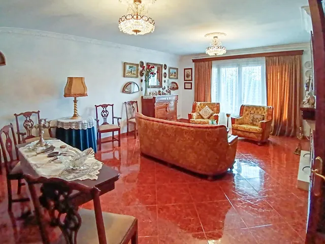 Acogedor Chalet en Planta Baja en San Oleo - foto 3
