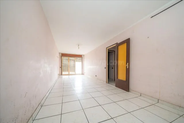 AMPLIO PISO PARA REFORMAR A LA VENTA EN PALAFRUGELL