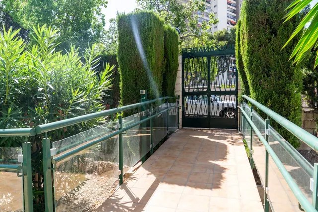 OPORTUNIDAD EN VENTA DE PISO DE 2 DORMITORIOS EN PLAYA DE SAN JUAN (ALICANTE) A 8 MINUTOS ANDANDO DE LA PLAYA — 36