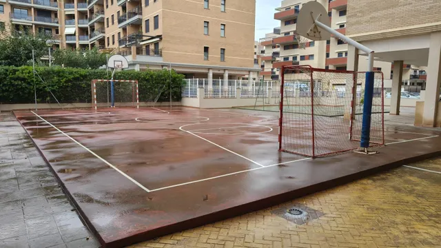 Ref- 08701 Salico presenta - AMPLIA VIVIENDA DE 4 habitaciones, 2 GARAJES Y TRASTERO EN ZONA SENSAL — 40