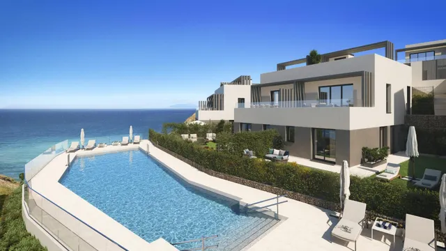 Promoción de obra nueva junto al mar — 5