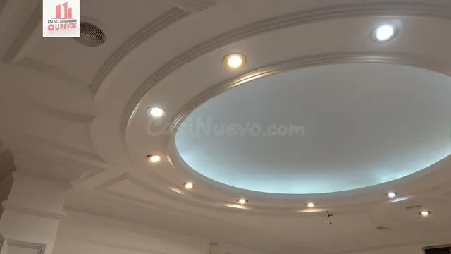 LOCAL ACONDICIONADO EN UNAS DE LAS GALERÍAS DEL CENTRO DE LA - foto 2