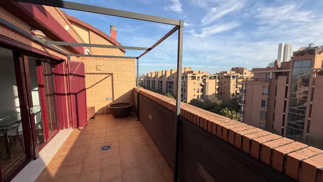 ¡Ático duplex con Terraza, Piscina y Pista de Padel en Maestro Rodrigo! — 41
