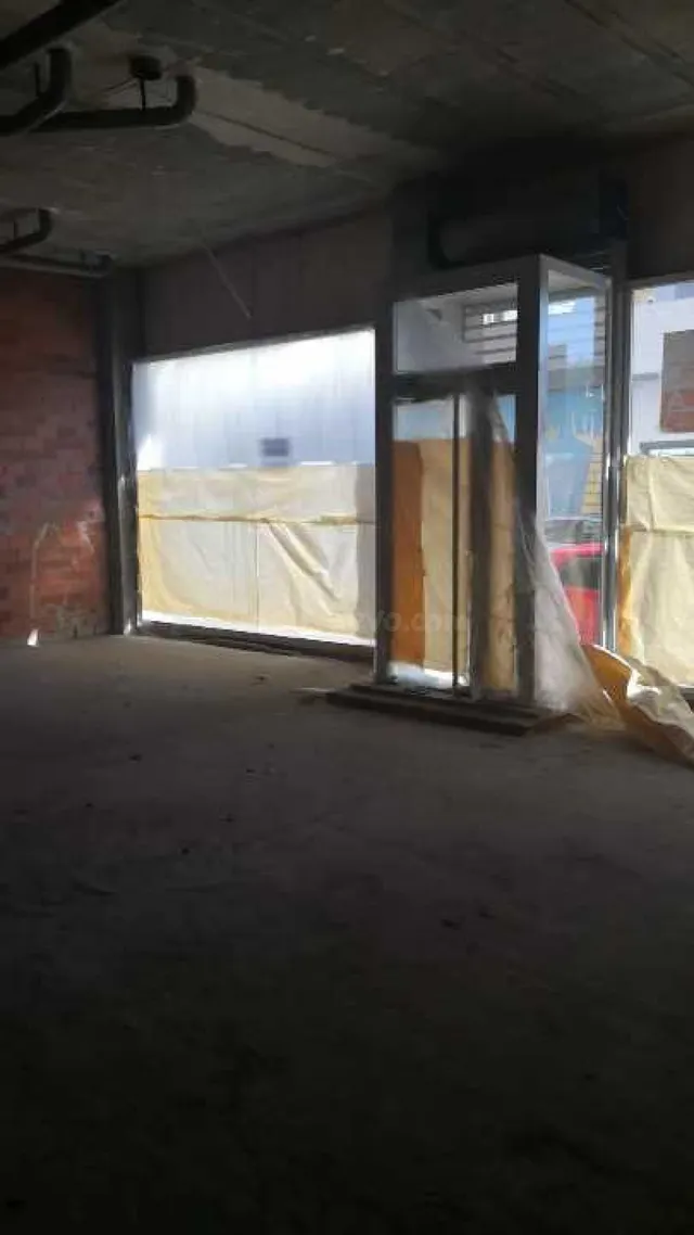 Amplio Bajo en Obra para Reformar en Rúa Nébedas, Próximo a  - foto 3