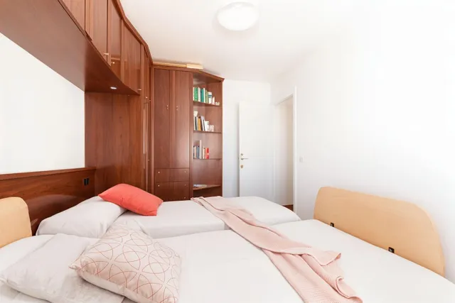venta piso 5 habitaciones en Pamplona — 29