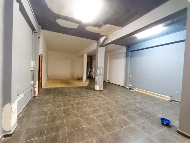 Local comercial amplio en Lauri Volpi. / HH Asesores, Inmobiliaria en Burjassot/ — 3