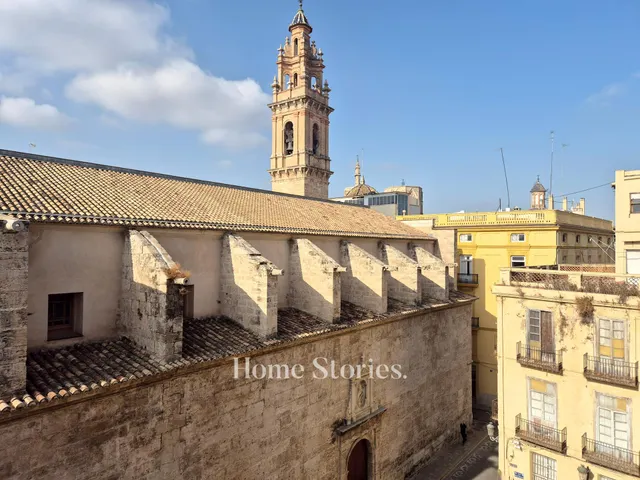 La vida, desde la Plaza de San Esteban — 32