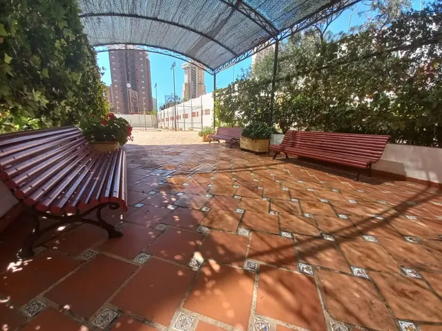 Encantador Apartamento Semireformado en Benidorm - ¡Tu Refugio Ideal! — 14